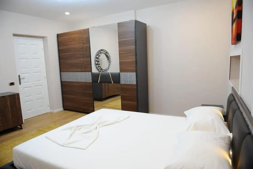 Grandpa House App.1 Apartment Tirana