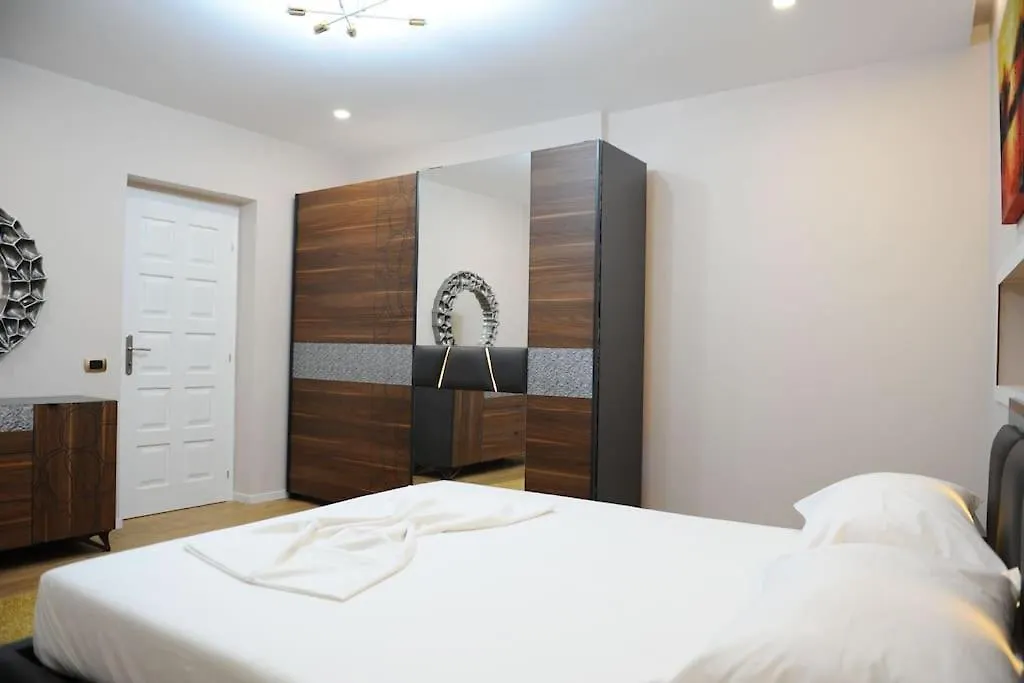 Grandpa House App.1 Apartment Tirana