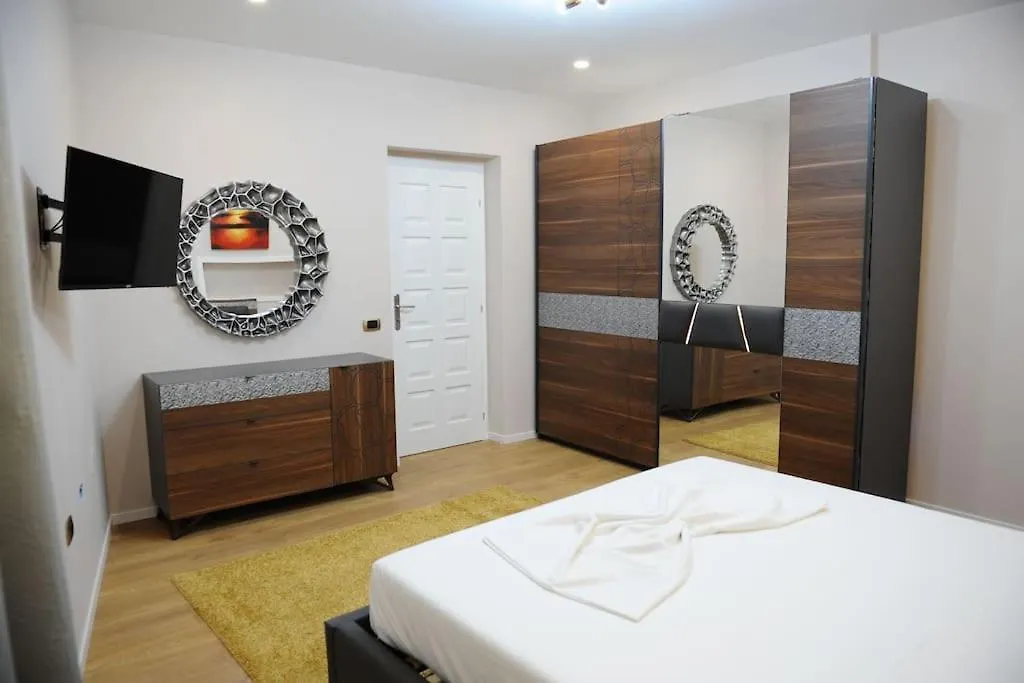 Grandpa House App.1 Apartment Tirana