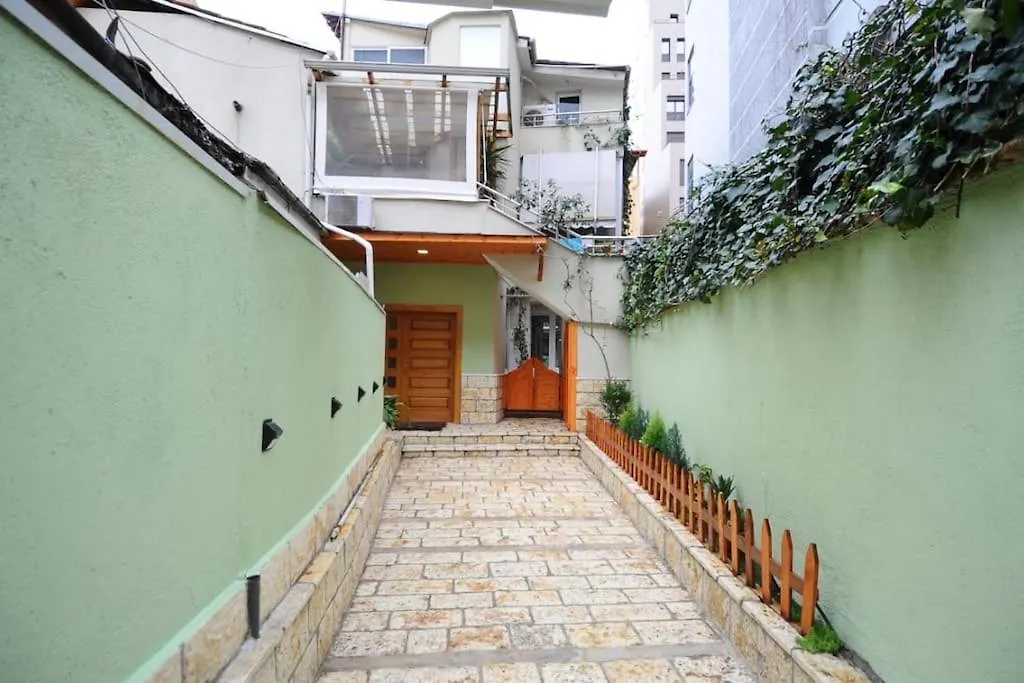 Grandpa House App.1 Apartment Tirana 0*,  Albania